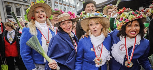 Düsseldorf Helau - Start in die 5. Jahreszeit Düsseldorf Helau - Start in die 5. Jahreszeit